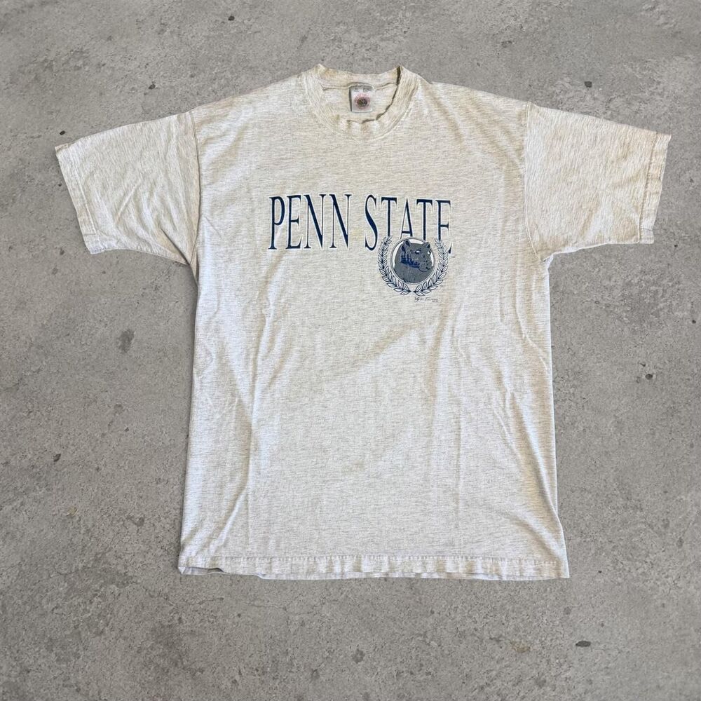 Vintage 1990’s Penn State Nittany Lions Fruit of the Loom Grey Shirt Graphic Men